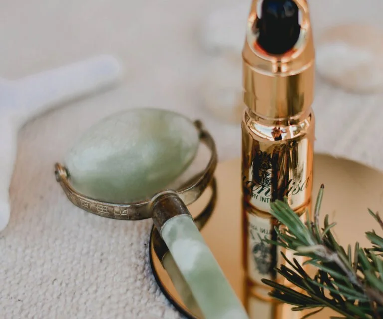 Modesty vanity tabarruj article